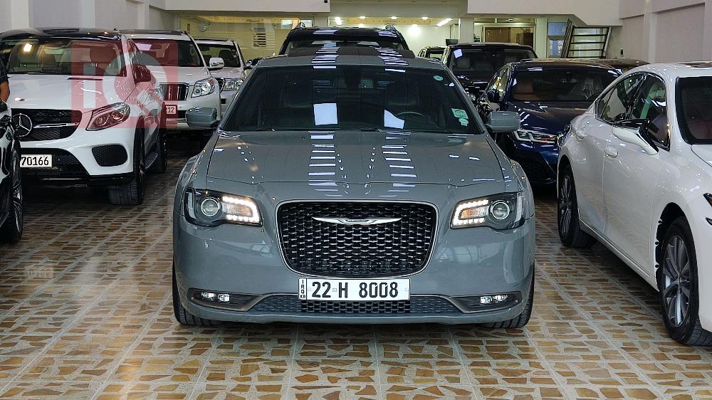 كرايسلر 300